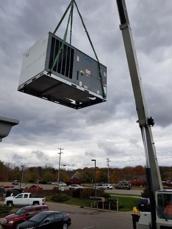 nail-studio-builder-has-intalled-a-brand-new-roof-top-HVAC-unit-7.5-tons_photo-3