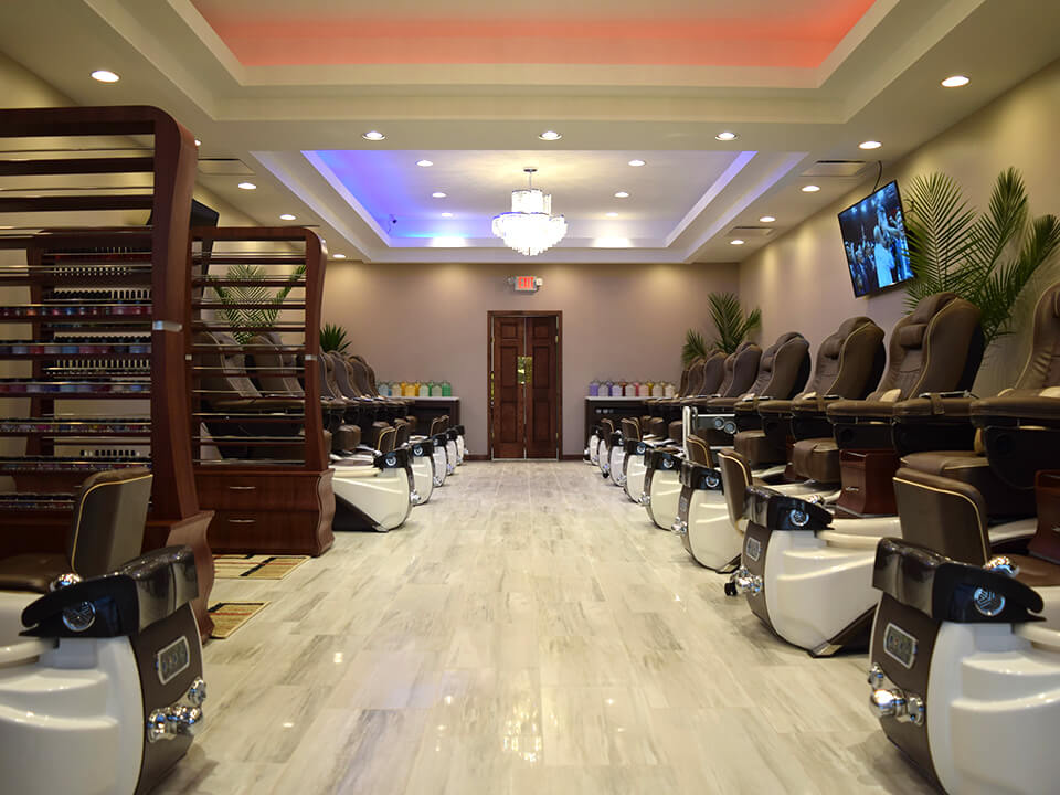 nail-studio-builder_portfolio-Lavish-nails-spa_thumbnail
